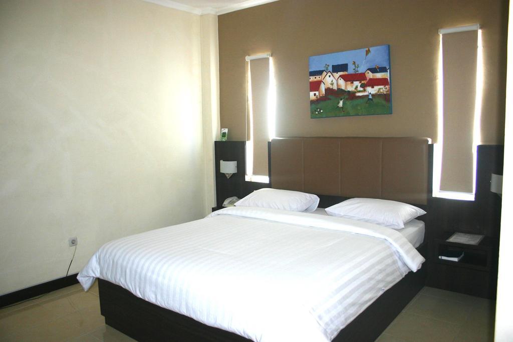 Royal Mamberamo Hotel Sorong Quarto foto